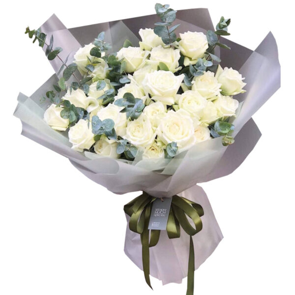 Bouquet of 24 white roses